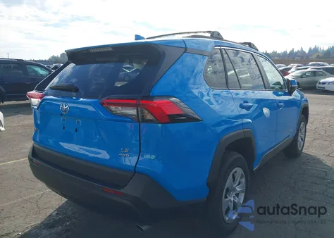 2021 Toyota Rav4 Le z USA, uszkodzony, nr VIN 2T3G1RFV8MW224413